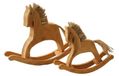 Cheval à bascule en bois sculpté à la main