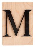 Rayher Houten letter M, FSC Mix Credit, houten tegel 10,5x14,8cm, 3D-letter M in zwart, 3mm dikke houten letter op 4mm dikke houten tegel, 63104576