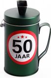 Shoppartners Spaarpot - 50 jaar geworden thema - verjaardag cadeau - Blik met sticker van 9 cm - blik in groen