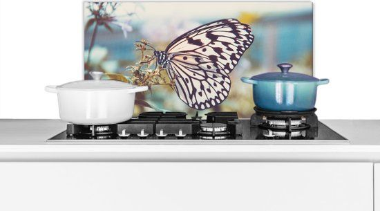 KitchenYeah Spatscherm keuken 70x30 cm - Vlinder - Bloemen - Lente - Aluminium