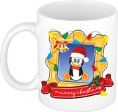 Bellatio Decorations Kerst cadeau koffiemok - kerst pinguin - wit - 300 ml - keramiek