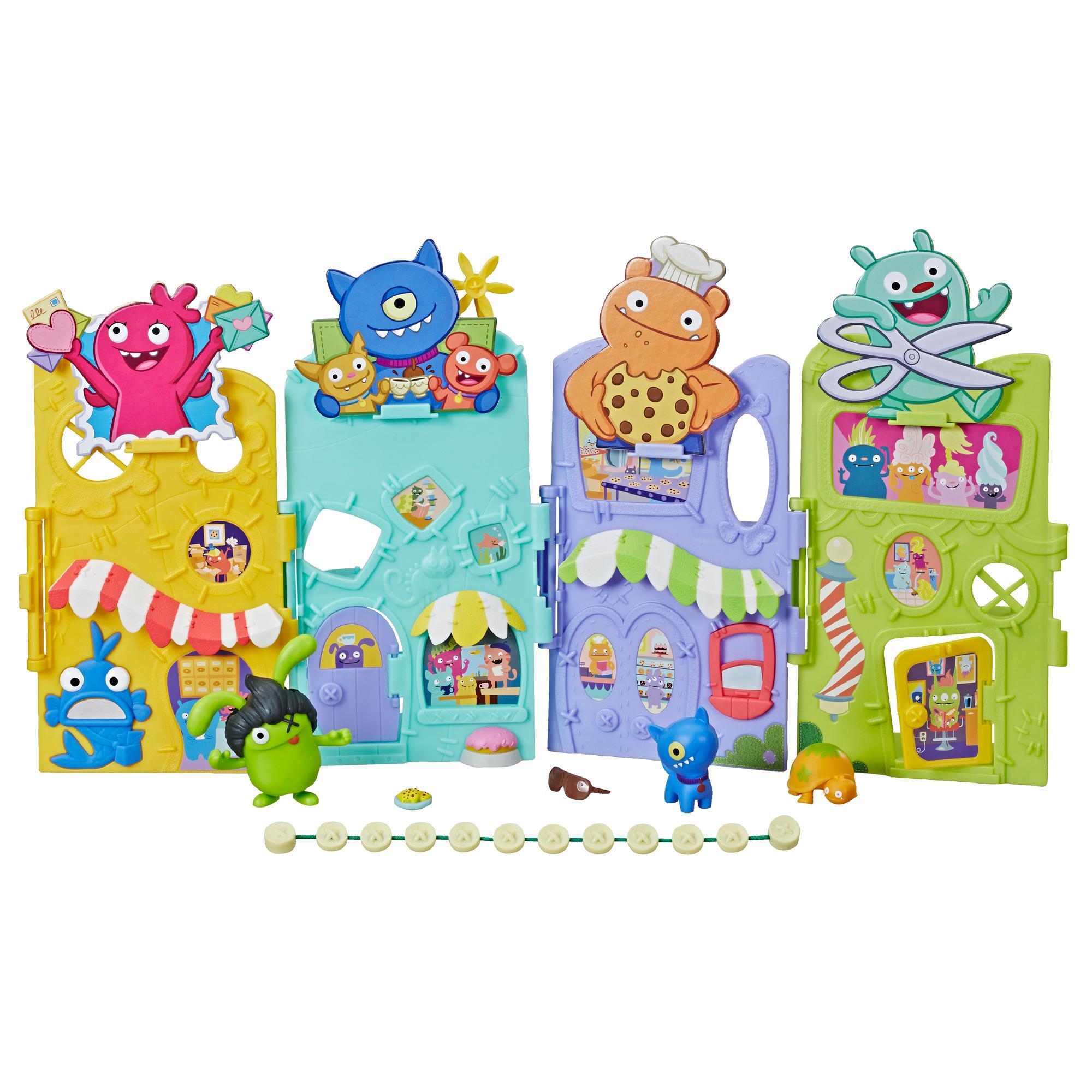 Ugly Dolls Uglyville Unfolded Main Street Playset and Portable Tote