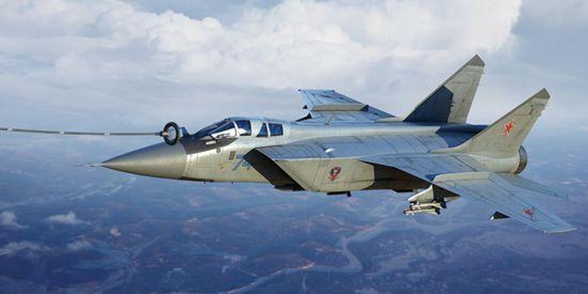 Trumpeter Russian Mig-31 B/BM Foxhound