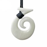 LGT JWLS Tribal Bone Fishhook kettinghanger Hawaiian Surfer
