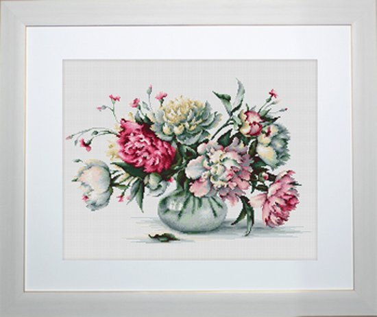 Lucas Luca S borduurpakket Peonies B2263 34 5 x 23 cm