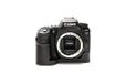 Zakao EOS 90D Étui, Demi-étui en cuir véritable fait main pour appareil photo, couvercle pour Canon Eos 90D, version avec ouverture inférieure avec dragonne (Noir)