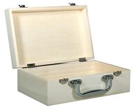 Rayher Houten koffer, 25 x 16 x 9 cm, kunststof handvat in metaallook, scharnieren van metaal, knutselkoffers, houten koffer zonder binnenindeling, FSC-gecertificeerd, 64503505, naturel