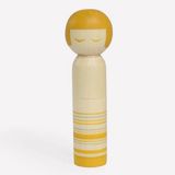 Cohana Kokeshi Doll speldenkussen geel