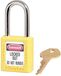 Master Lock ml410ylw verschillende hangsloten, geel, 1-1/2" (3,8 cm) x 1-3/4" (4,4 cm), veelkleurig