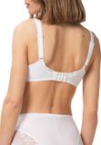 Triumph Bügelloser BH Delicate Doreen