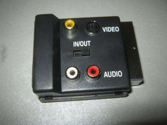 Wentronic GmbH Scart adapter muliblok tulp met schakelaar audio/video