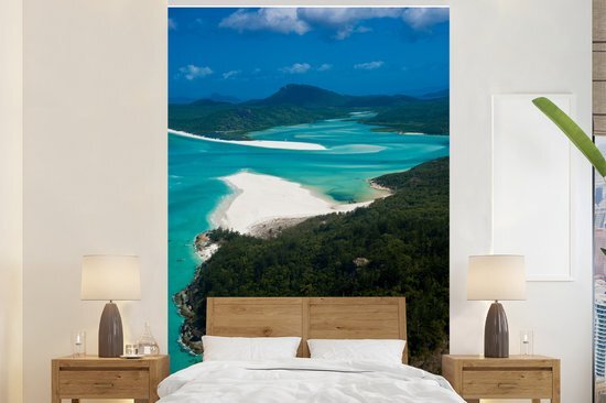 Nr1Wallpaper Behang - Fotobehang - De witte stranden en het groene bos van de Whitsundayeilanden - Breedte 145 cm x hoogte 220 cm