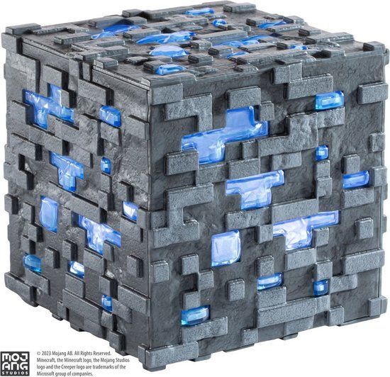 The Noble Collection Minecraft Diamond Ore Cube Lamp - Blue - 10cm