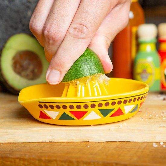 Kikkerland Sombrero Citrus Juicer Geel Keramiek
