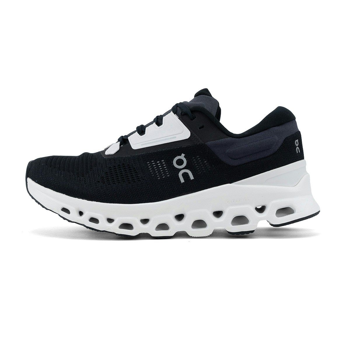 On Cloudstratus 3 - Dames