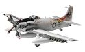 TAMIYA 300061058-1:48 WWII USN Douglas A1-H Skyraider, medium, marineblauw