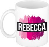 Bellatio Decorations Rebecca naam cadeau koffie mok - beker - met roze verfstrepen - Cadeau collega - moederdag - verjaardag - juf - coach - 300 ml - wit
