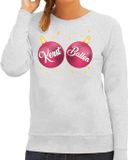 Bellatio Decorations Foute kersttrui - sweater - grijs - roze Kerst Ballen borsten - voor dames - kerstkleding / christmas outfit S