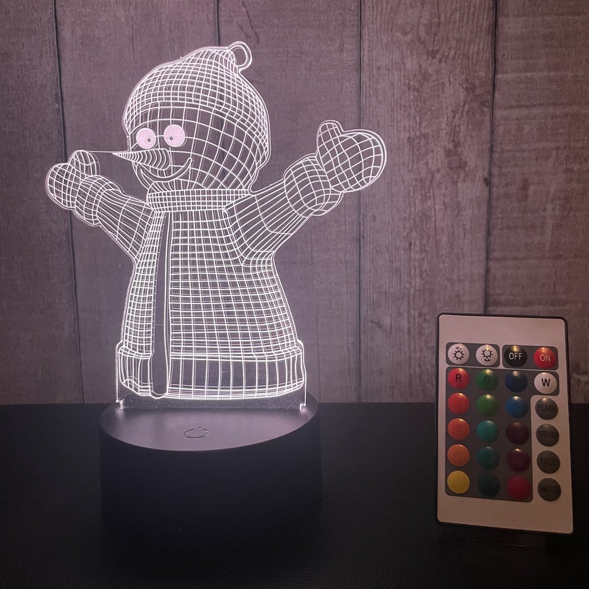 Klarigo Klarigo® Nachtlamp – 3D LED Lamp Illusie – Kerstverlichting - 16 Kleuren – Bureaulamp – Sneeuwpop – Nachtlampje Kinderen – Creative lamp - Afstandsbediening