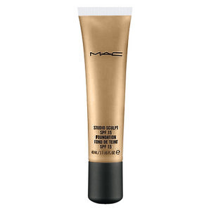 MAC NC42 Studio Sculpt SPF15 Foundation 40 ml