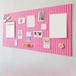 Merkloos / Sans marque Prikbord, decoratief, opvouwbaar fotodisplaybord van vilt met zelfklevende tape, geschikt voor school, huis, keuken en kantoor - perzikroze.