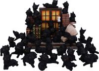 Nemesis Now The Witches Litter Display met 36 Zwarte Kat beeldjes - 24.8cm