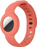 Merkloos Apple Horloge Bandje Geschikt voor AirTag | Speciaal voor kinderen | Armband | Flexibel Silliconen Materiaal | Oranje