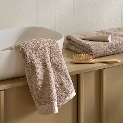 NOUS Living handdoek taupe (100x50 cm)