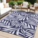 Omgoods Tapis d'extérieur imperméable - Design double face - 150 x 240 cm - Motif feuilles - Convient pour balcon/terrasse - Matériau durable - Tapis de jardin