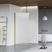 Fortifura Galeria inloopdouche - 30x200cm - ribbelglas - plafondarm - PVD - geborsteld koper
