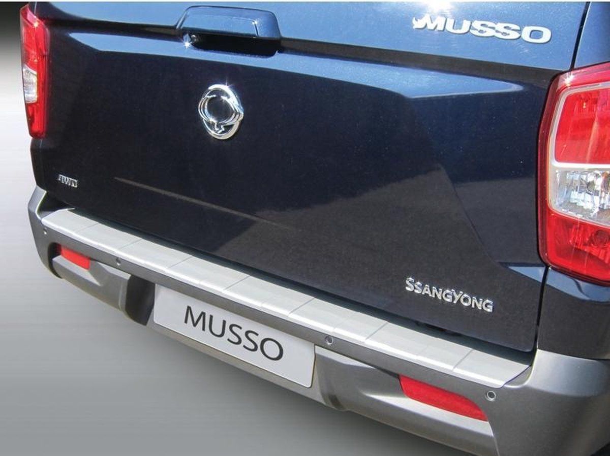RGM RBP825R ABS achterbumperbeschermer Ssang Yong Musso 2018-'Ribs' zwart