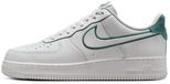 Nike - Nike Air Force 1 '07 LV8 - Sneakers - Heren - Wit/Groen