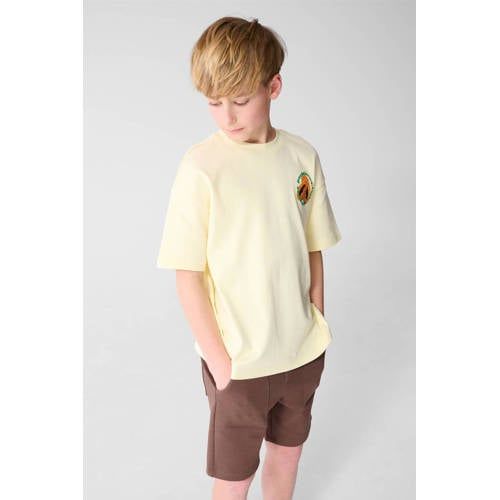 Shoeby Rechtvallend T-shirt met Backprint - Lichtgeel