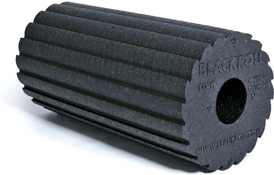 BLACKROLL Flow Foam Roller met geribbeld oppervlak voor extra stimulatie - Zwart