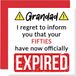 Grappige 60e verjaardagskaarten voor opa - je jaren vijftig zijn verlopen - Happy Birthday Card voor opa van kleinzoon kleindochter, 145mm x 145mm Banter Joke Humor Bday wenskaarten cadeau