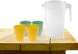 Koopman International Carafe à eau avec couvercle 1L avec gobelets 2x jaune et 2x vert