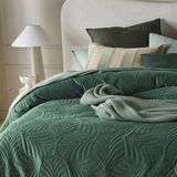 Room99 Feel Elegante sprei in donkergroen, 200 x 220 cm
