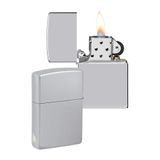 Zippo Stormaansteker - hoogglans gepolijst chroom met zijdelingse vlamgravure - Navulbaar - Herbruikbaar - Windbestendig design - Geschenkdoos - Made in USA