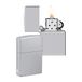 Zippo Stormaansteker - hoogglans gepolijst chroom met zijdelingse vlamgravure - Navulbaar - Herbruikbaar - Windbestendig design - Geschenkdoos - Made in USA