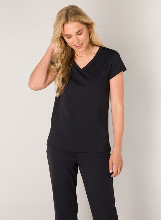 BASE LEVEL Tilly Tops - Black - maat 44