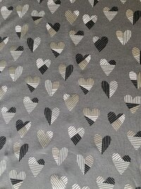 Viscose tricot Grijs met hartjes 1 meter lang 150 cm Breed 95% viscose 5% elesthan