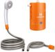 Unyqoos® Douche extérieure portable avec pompe USB, 4400 mAh, douchette, IPX7, 4,0 litres/minute – Convient pour le camping, les voyages, la randonnée, avec ventouse et crochet en S