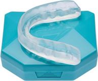 Orthèse de nuit pour dents droites – une correction confortable pour des dents saines et belles, pendant votre sommeil