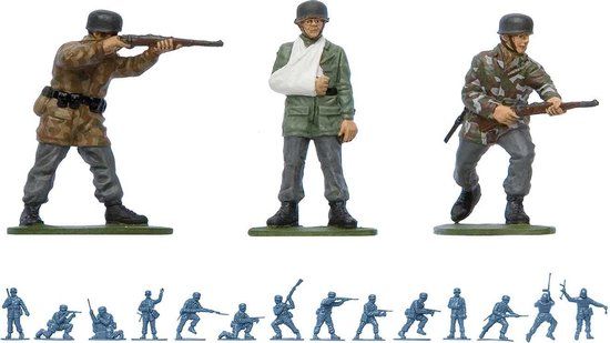 Airfix 02712V WWII German Paratroops - Figures Plastic Model Kit 1:32