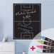 Ambiance Sticker Schoolbordsticker - uitwisbare zelfklevende muurstickers - VOETBALVELD + 4 VLOEIBARE KRIJTJES - 85x65cm