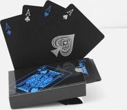 New Age Devi - Luxe, Waterdicht Speelkaarten: Poker Kaarten in Blauw & Zwart