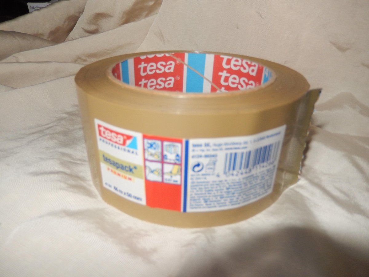 tesa 04124-00343-00 premium pakband 66 m - 50 mm - bruin