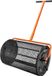 Compost spreader, peat moss spreader. 1.27 x 2 cm mesh basket. Garden and lawn spreader. Adjustable handle, 62 to 67.5 cm length. 61 cm metal mesh basket. Ideal for fertilizers such as compost, manure, soil and peat moss