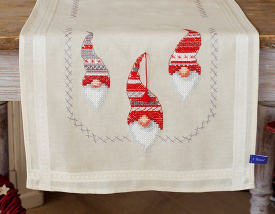 Vervaco Kruissteek tafelloper Kerstkaboutertjes borduren (pakket) 40 x 100 cm