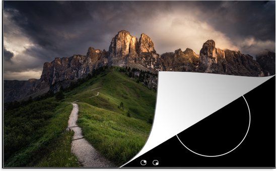 KitchenYeah® Inductie beschermer 77x51 cm - Donkere wolken boven de Dolomieten in Italië - Inductie kookplaat accessoire